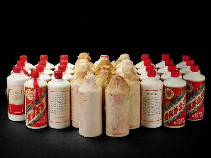 翠峦日照岚山回收酒价格哪里回收(附近上门回收茅台酒）?